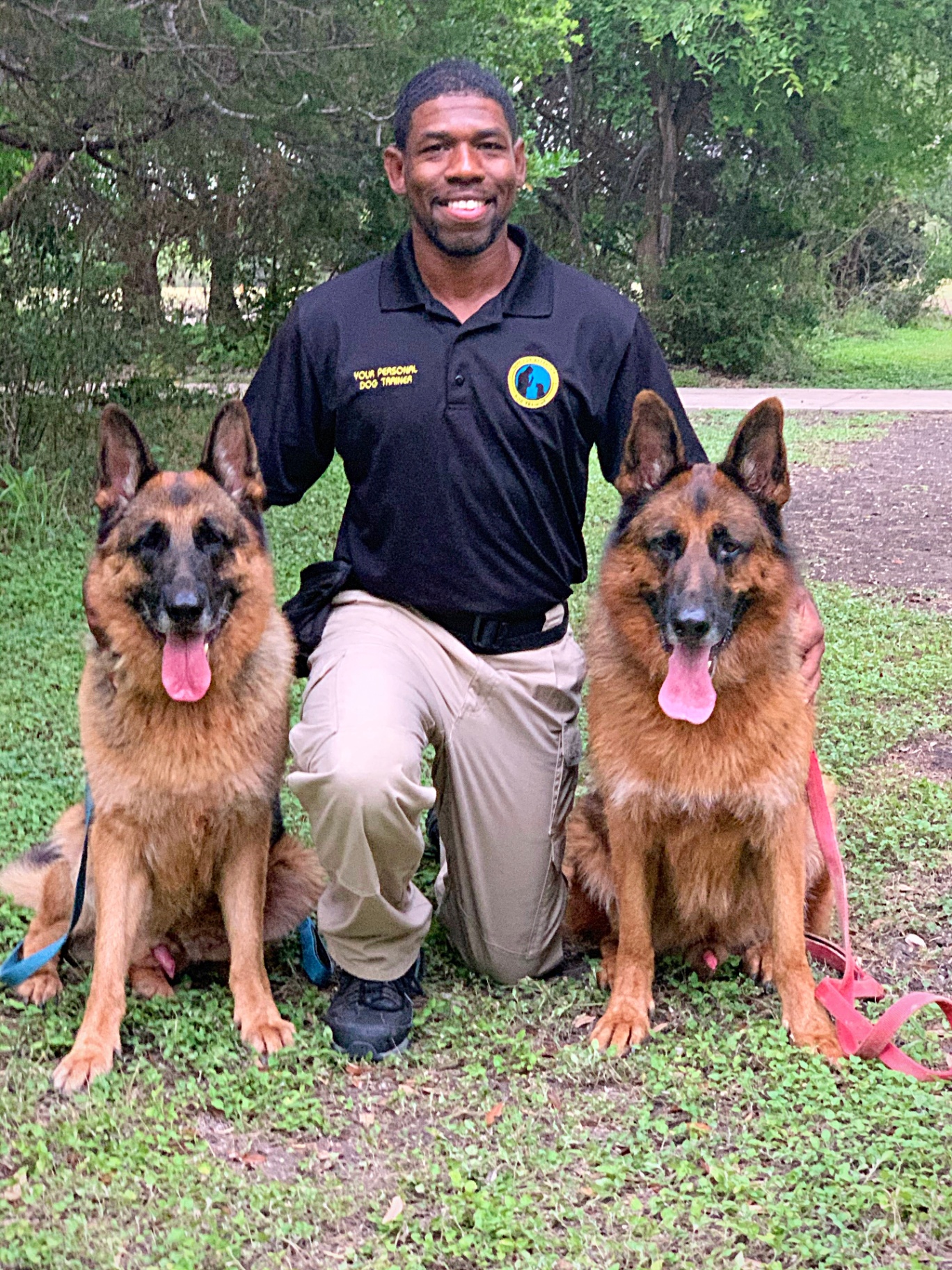 Jamaal working with dogs and clients 2